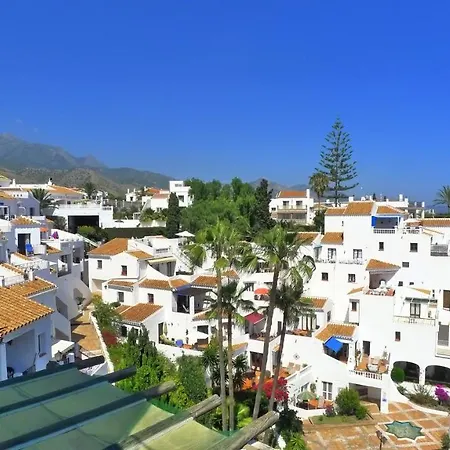 R795 Capistrano Playa 610 Апартаменти *