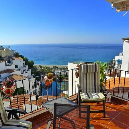 Апартаменти R795 Capistrano Playa 610 *