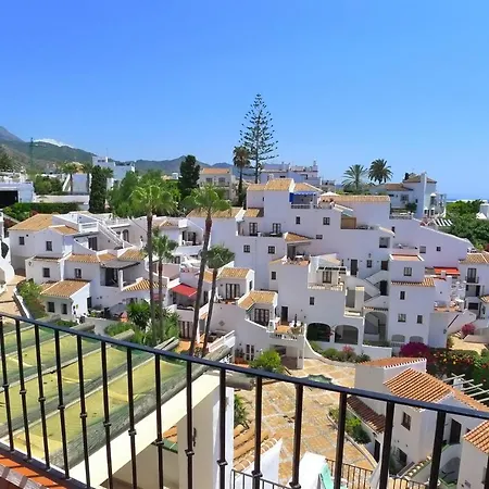 R795 Capistrano Playa 610 Апартаменти *